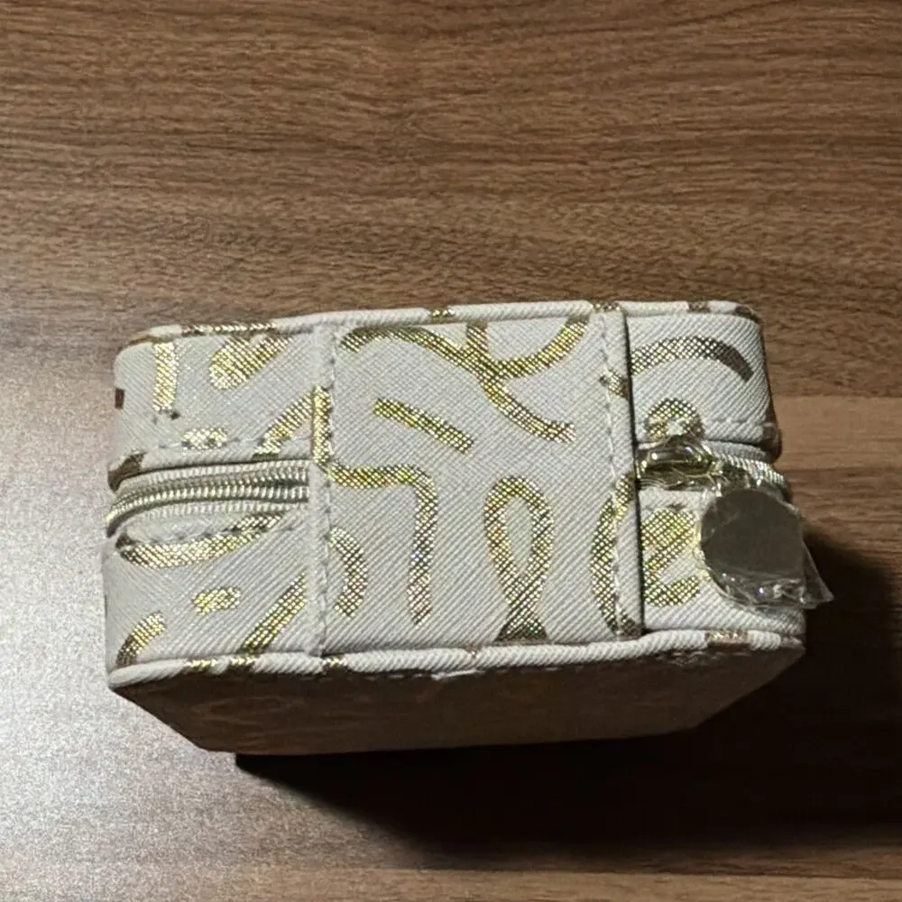 Traveling Jewelry Case Organizer FUN beige gold Print